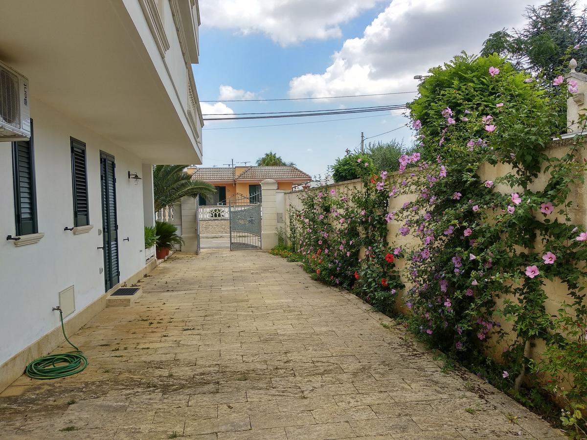 Dimora Liccisa Apartman Torre Lapillo Kültér fotó